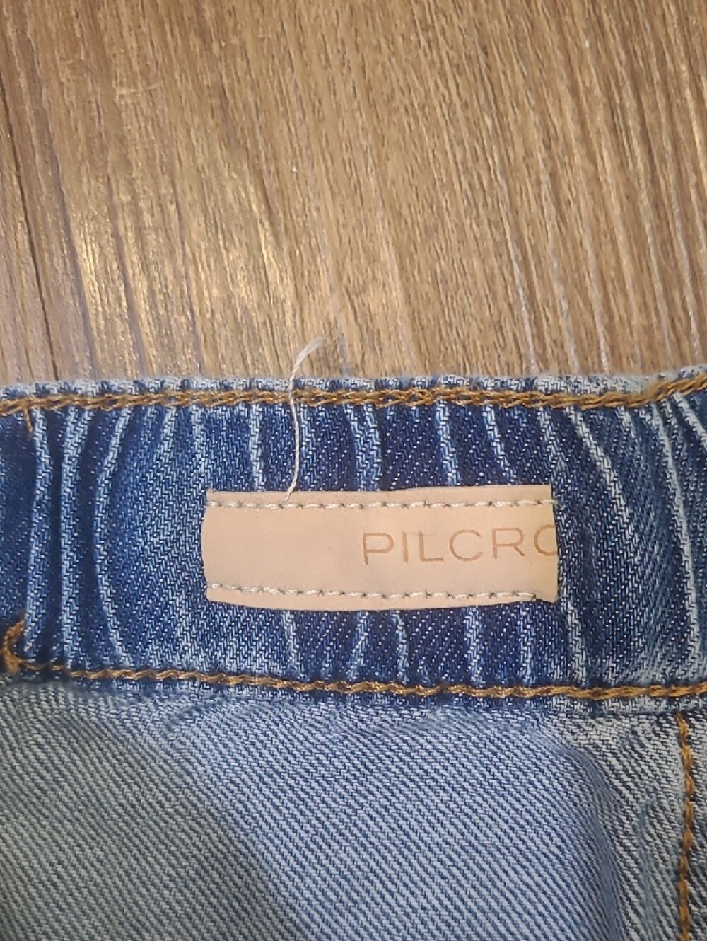 Pilcro Relaxed Wide-Leg Denim Jeans in Light Blue used good - Picture 2 of 12